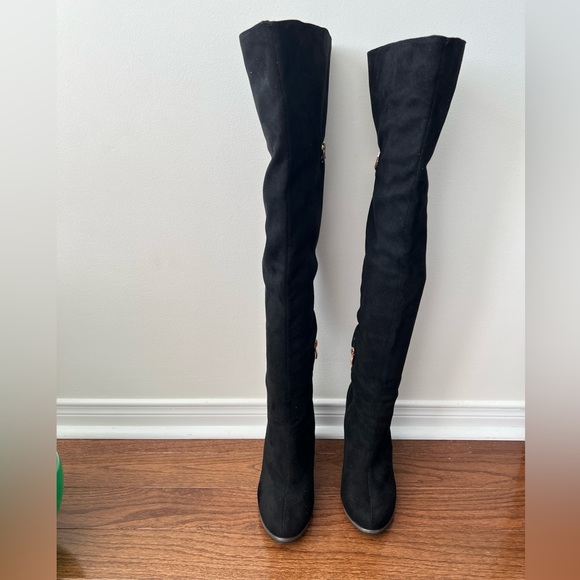 Over the knee boots in black suede - Picture 6 of 9
